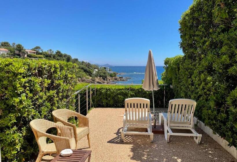 Cap Riviera Hotel & Restaurant Saint Aygulf