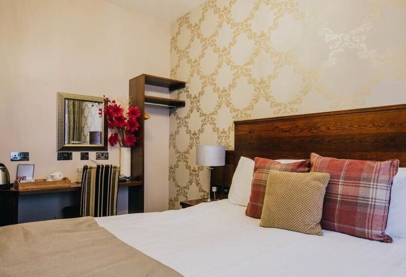 The Duke Of Edinburgh Hotel & Bar