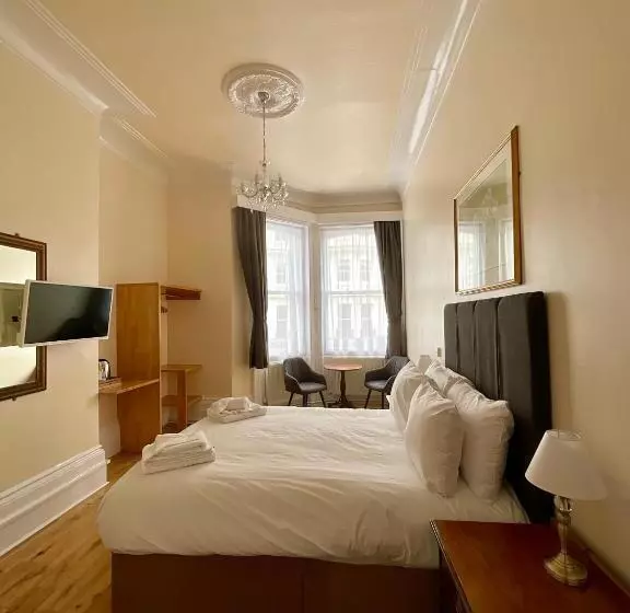 ホテル Vernon Guesthouse