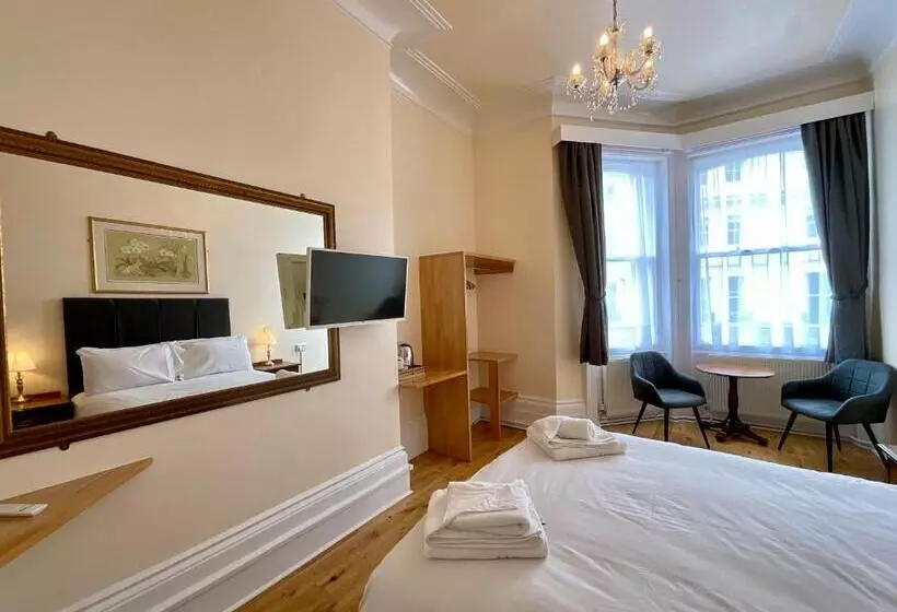 ホテル Vernon Guesthouse