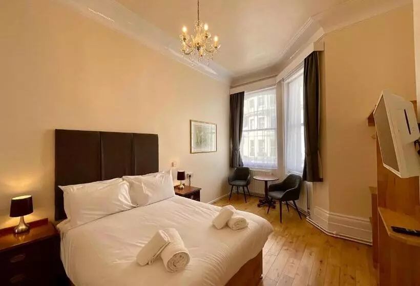 ホテル Vernon Guesthouse