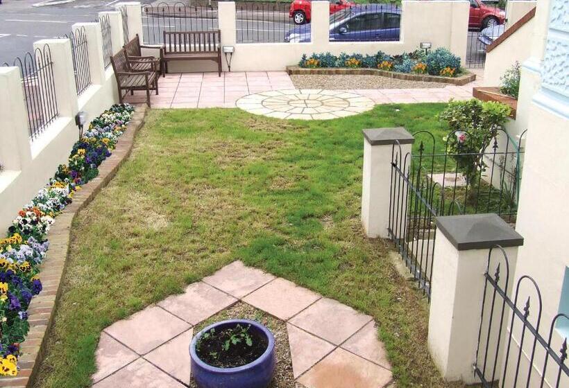 فندق Vernon Guesthouse