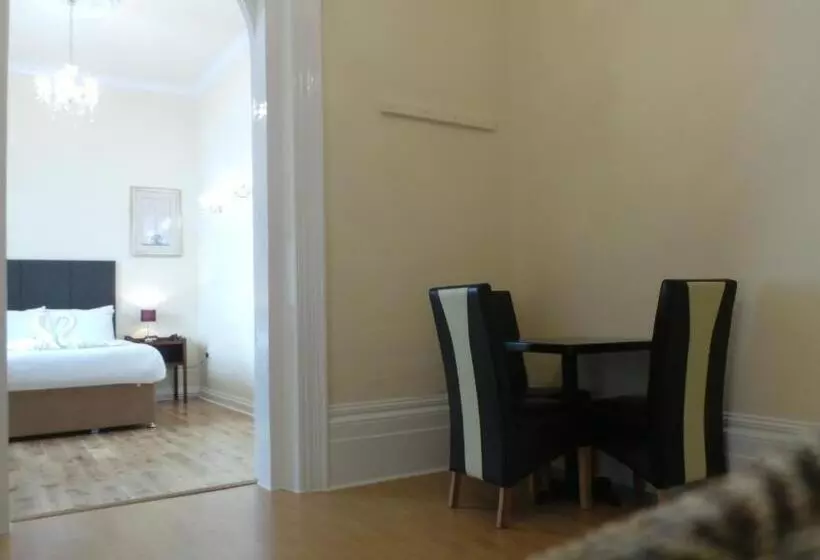 ホテル Vernon Guesthouse