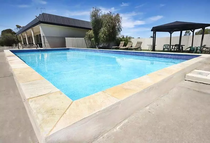 モーテル Kerang Valley Resort