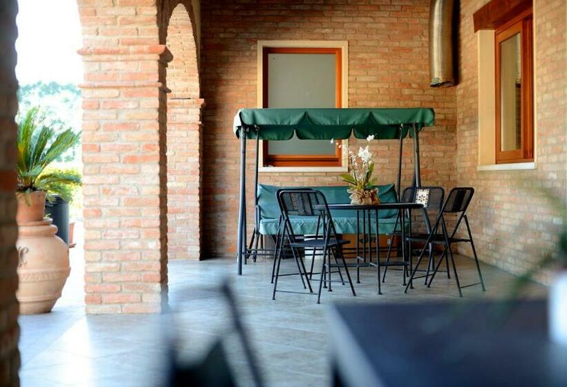 ホテル Agriturismo Dartora