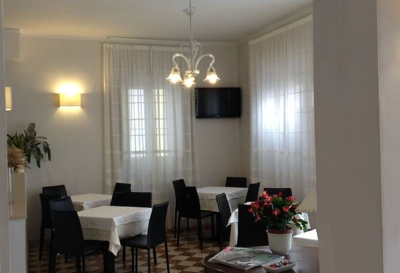 هتل Albergo Giugni