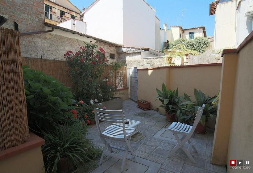 هتل Albergo Giugni