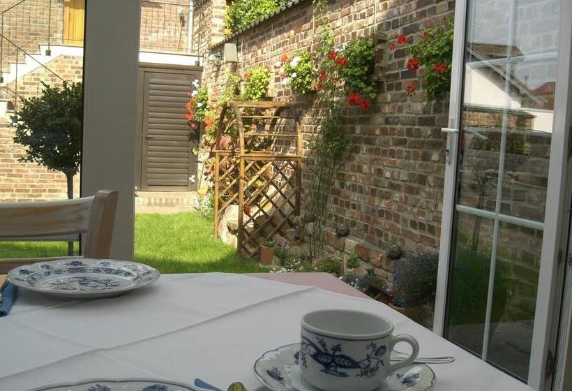 Отель Am Weyerhof