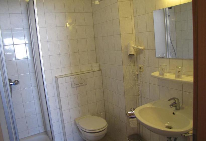 Отель Am Weyerhof