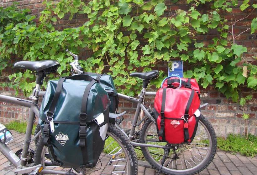 Отель Am Weyerhof