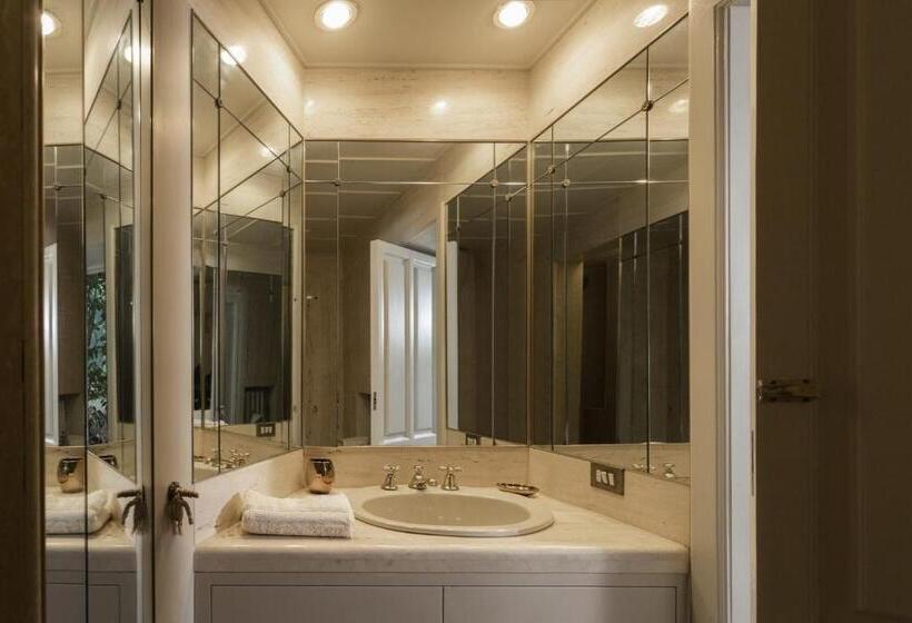 هتل Antica Villa La Viola