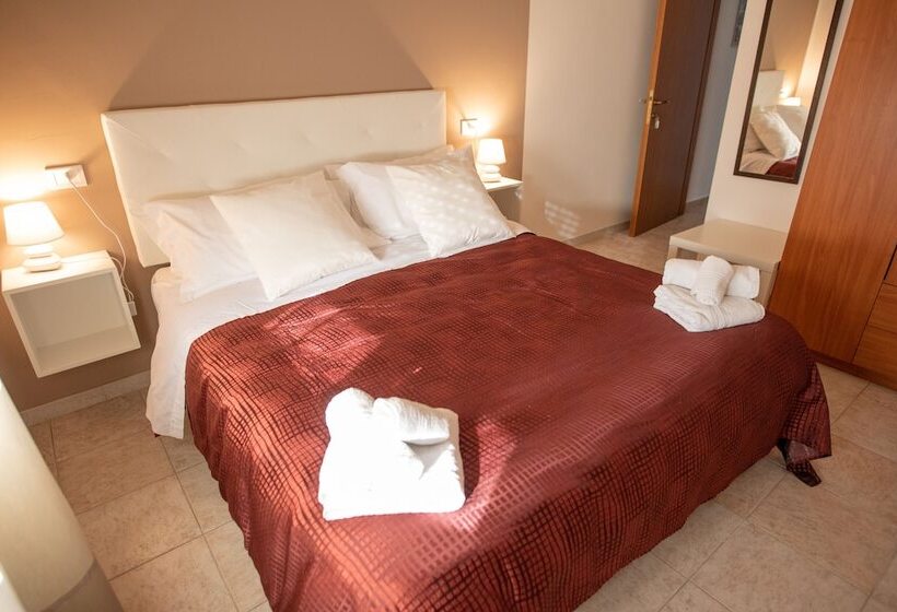 בית מלון כפרי B&b New Triscele