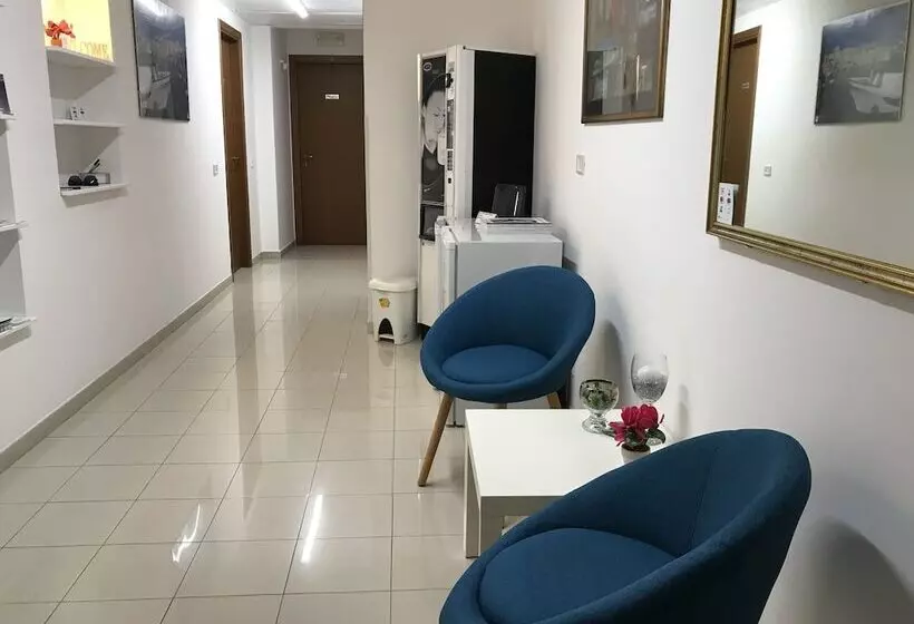 Hotelli B&b New Triscele