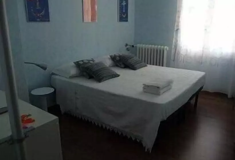 ホテル Bed & Breakfast 3b