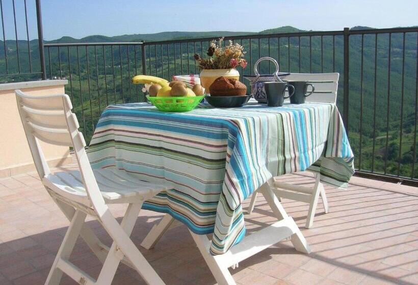 Otel Borgo San Pietro