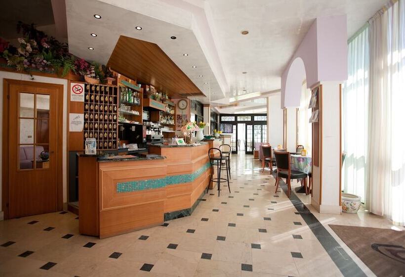 בית מלון כפרי Ideal Sottomarina