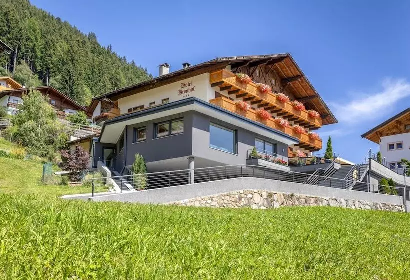 ホテル Kronhof