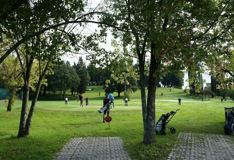 בית מלון כפרי La Tavernetta Al Castello