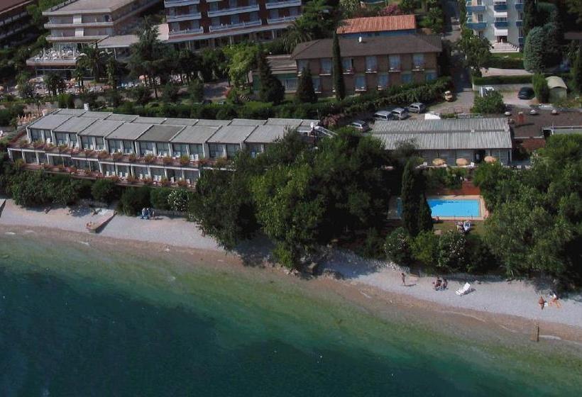 בית מלון כפרי Lido