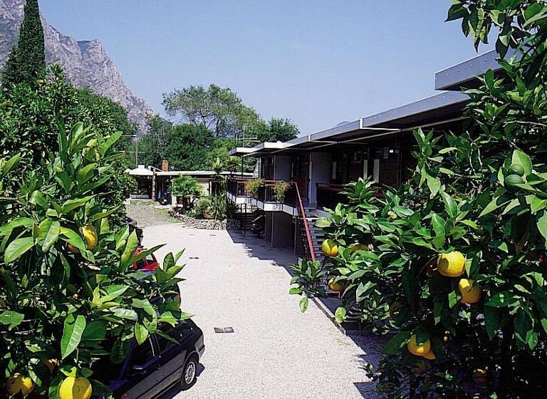 בית מלון כפרי Lido