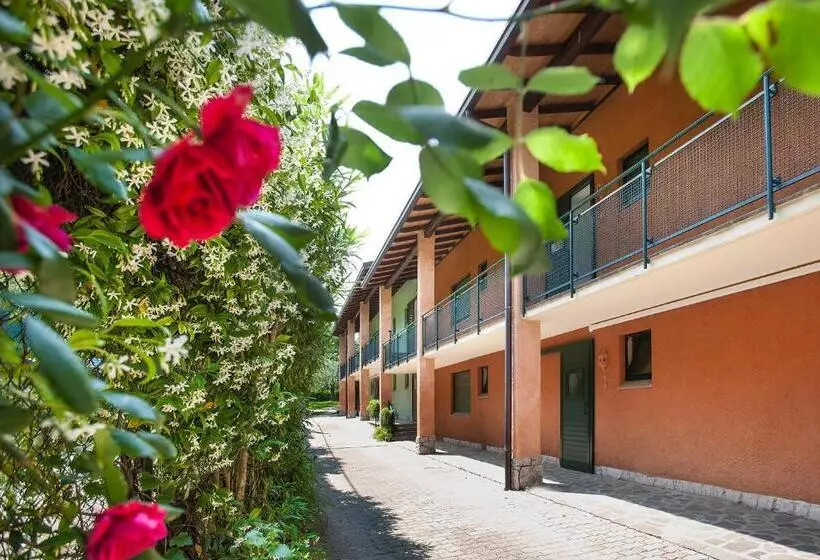 ホテル Residence Parco Lago Di Garda