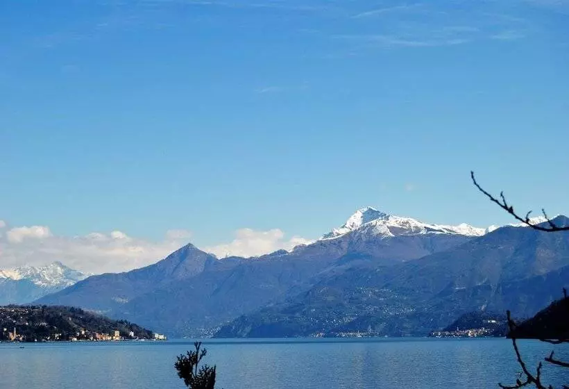 ホテル Sosta Sul Lago