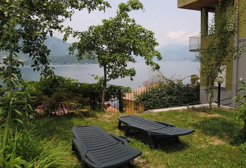 ホテル Sosta Sul Lago