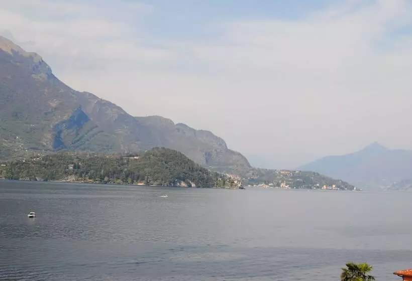 ホテル Sosta Sul Lago