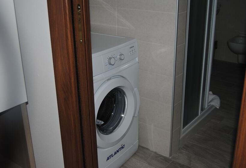 فندق Sosta Sul Lago