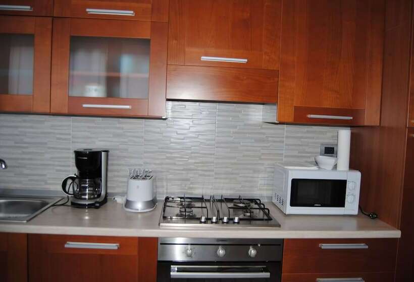 فندق Sosta Sul Lago