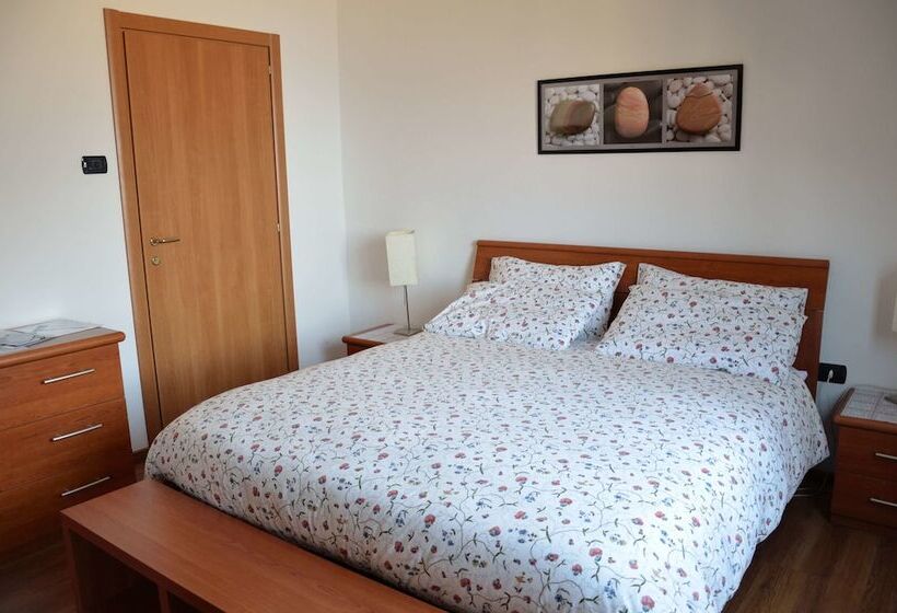 فندق Sosta Sul Lago