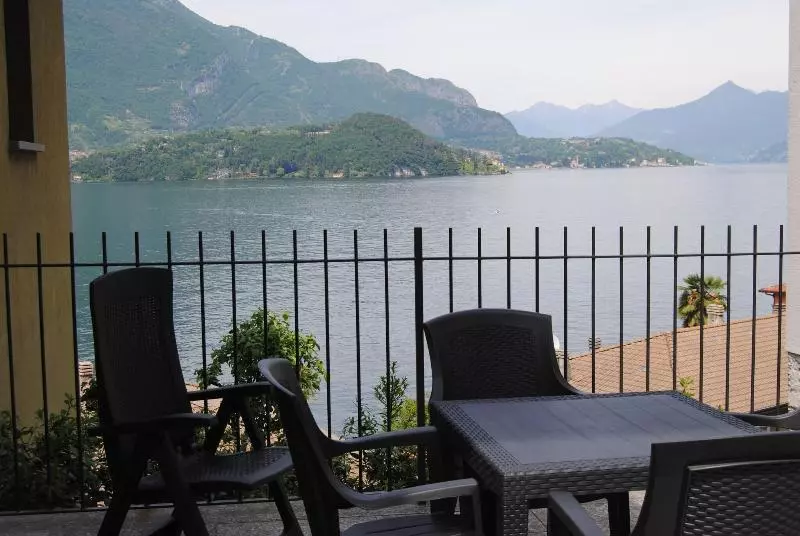 Hotelli Sosta Sul Lago