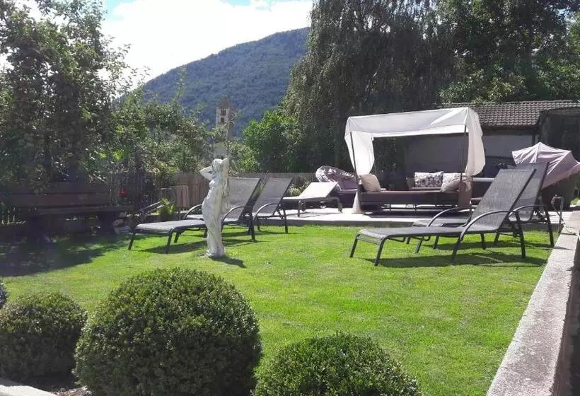 ホテル Tyrol