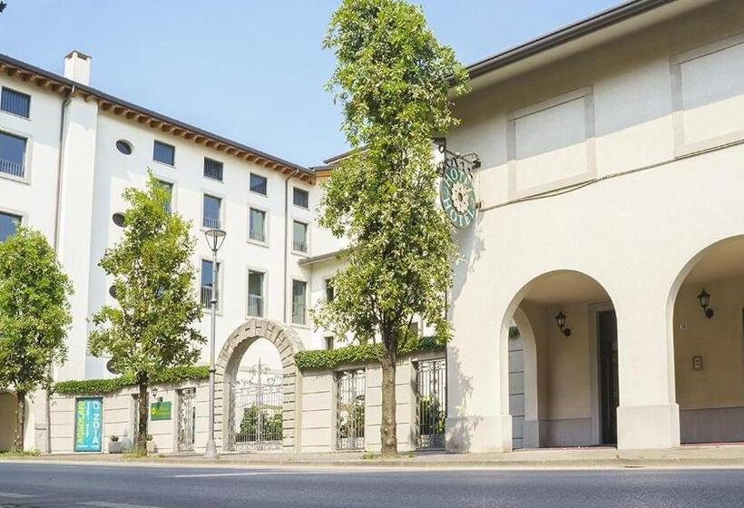 Bes Hotel Villa Zoia