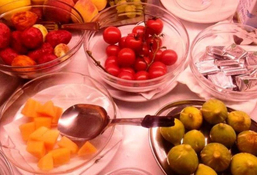 Hotel 2 Mari   Vieste