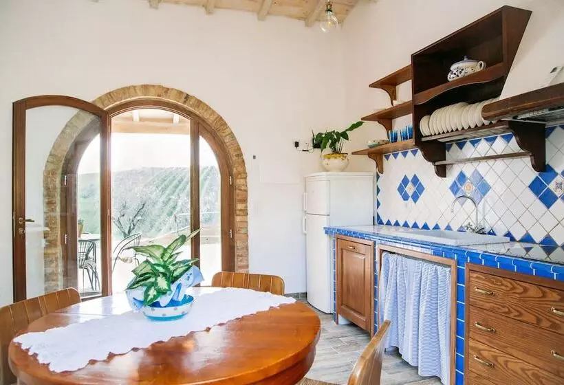 ホテル Agriturismo Renello