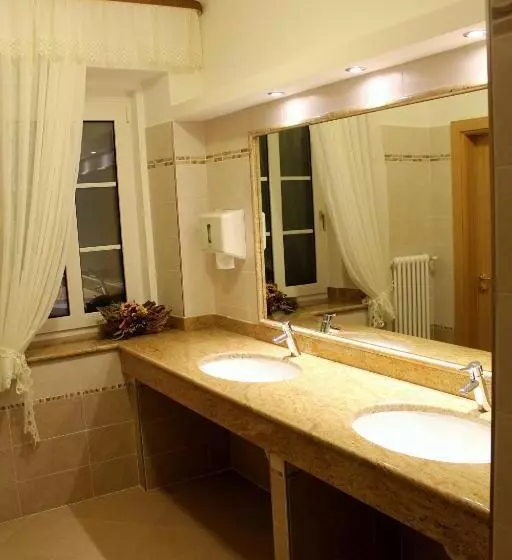 ホテル Albergo Trentino