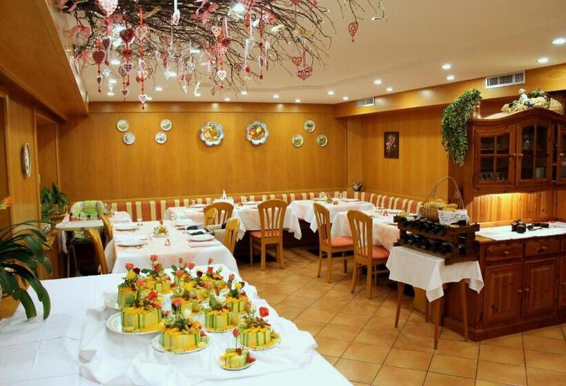 Отель Albergo Trentino