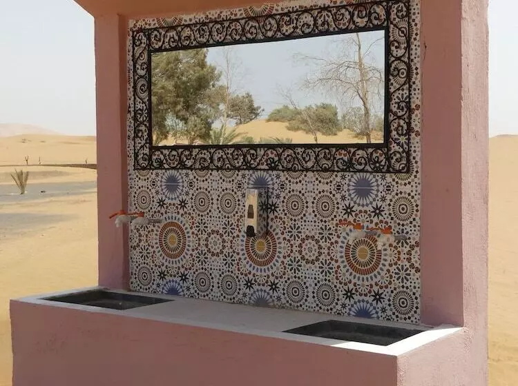 ホテル Auberge Ksar Merzouga