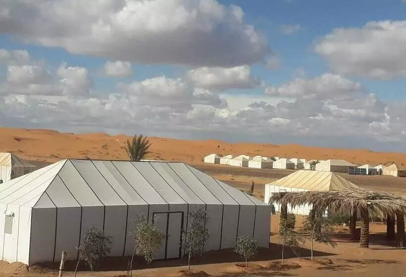 ホテル Auberge Ksar Merzouga