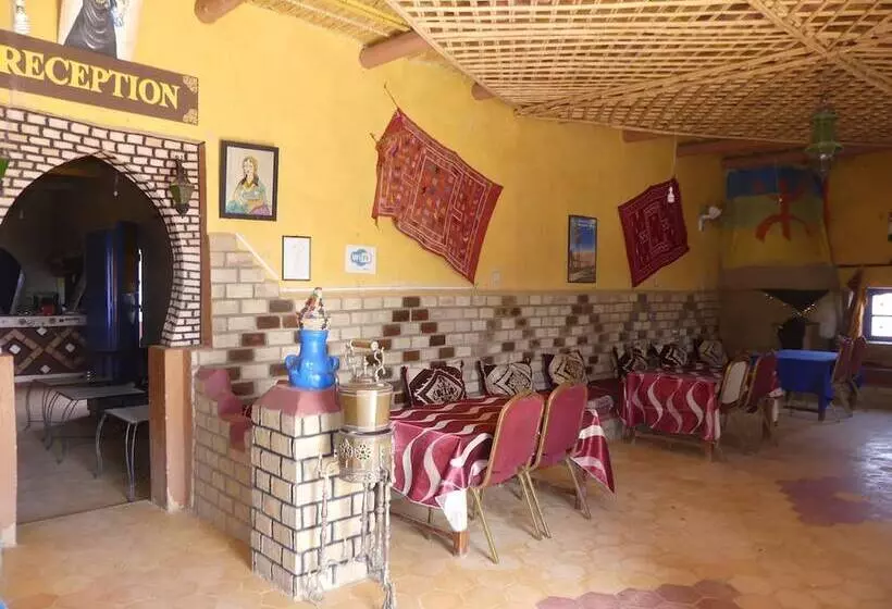 ホテル Auberge Ksar Merzouga