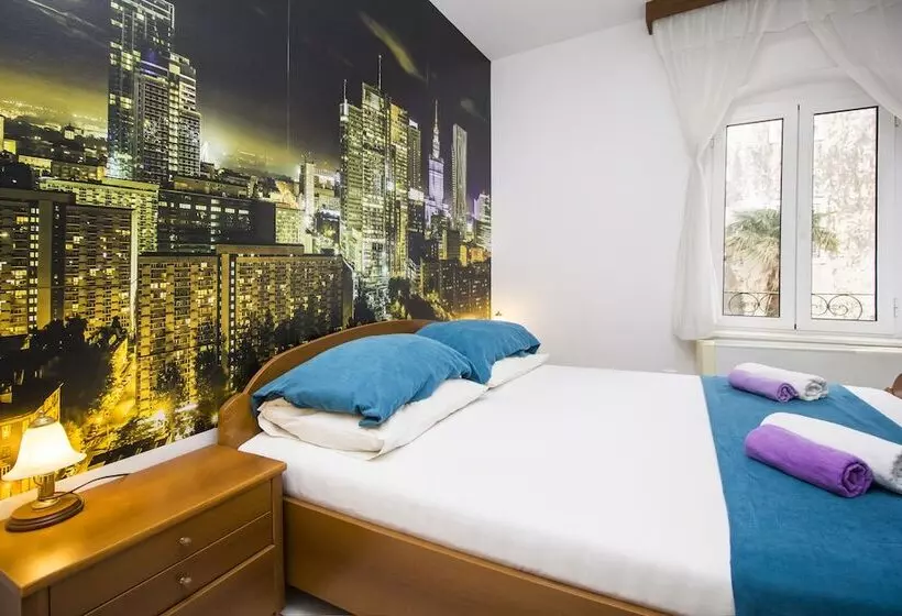 ホテル Bed&breakfast Palac