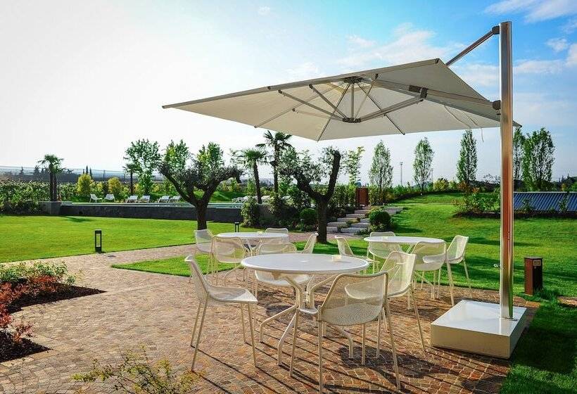 هتل Belvivere Suites