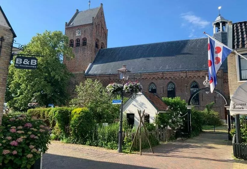 ホテル De Thuiskamer In Grou Als B&b Of Vakantiehuis