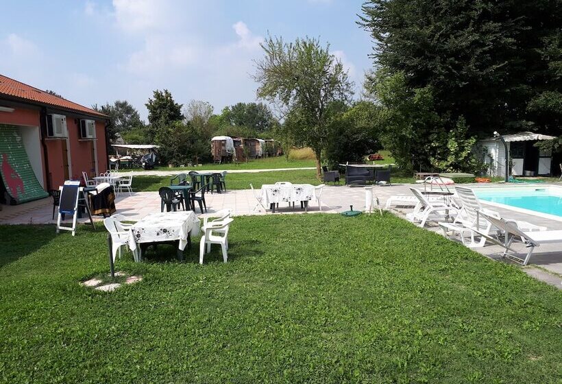 هتل Ecogarden Camping With Rooms