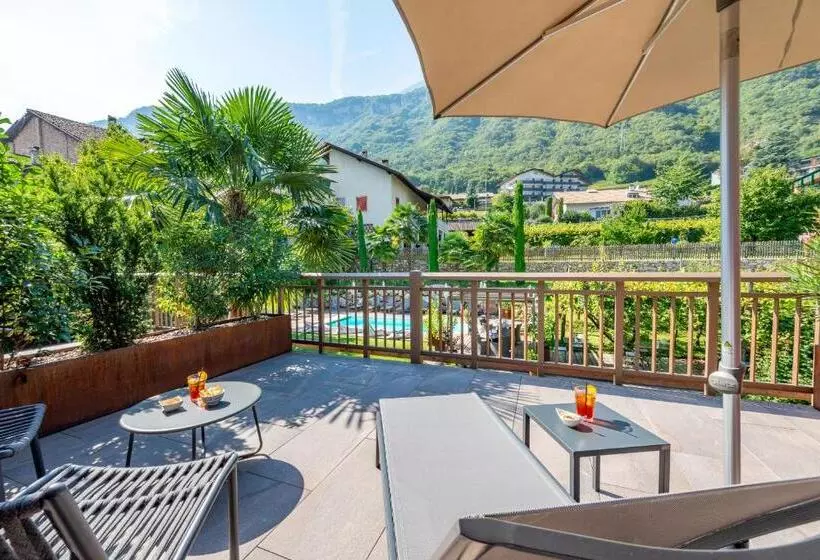 Hotelli Gartenheim Tramin