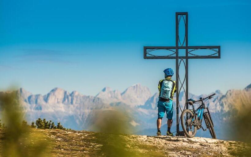 Отель Gartenheim Tramin