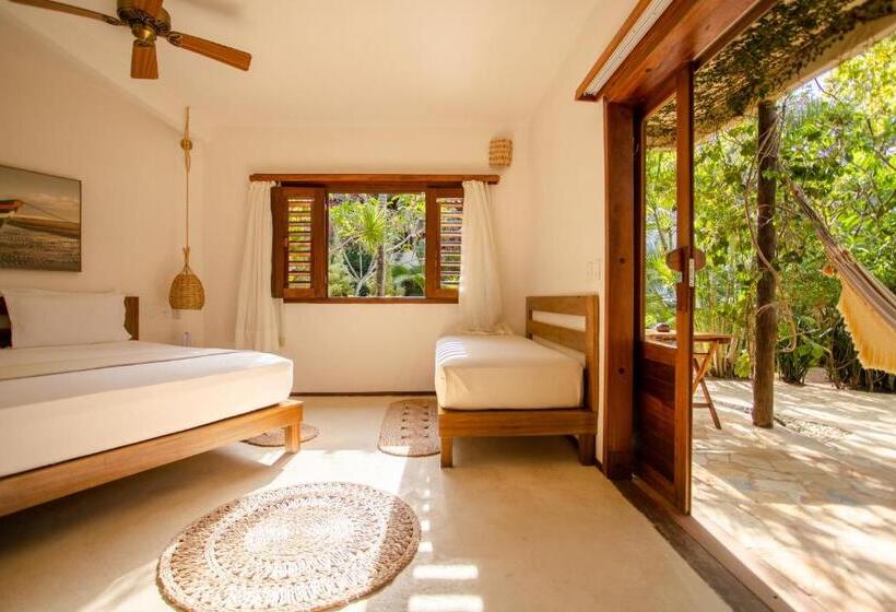 Hotel Hurricane Jeri