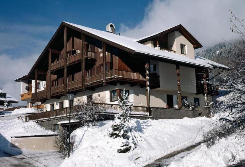 ホテル Panorama Garni Ingrid