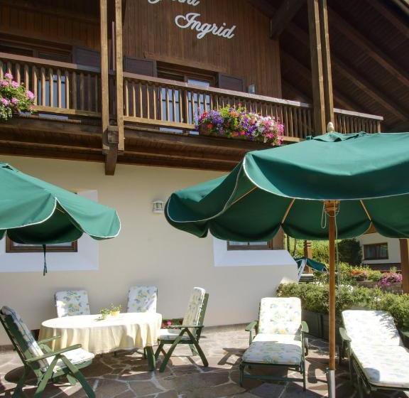 ホテル Panorama Garni Ingrid